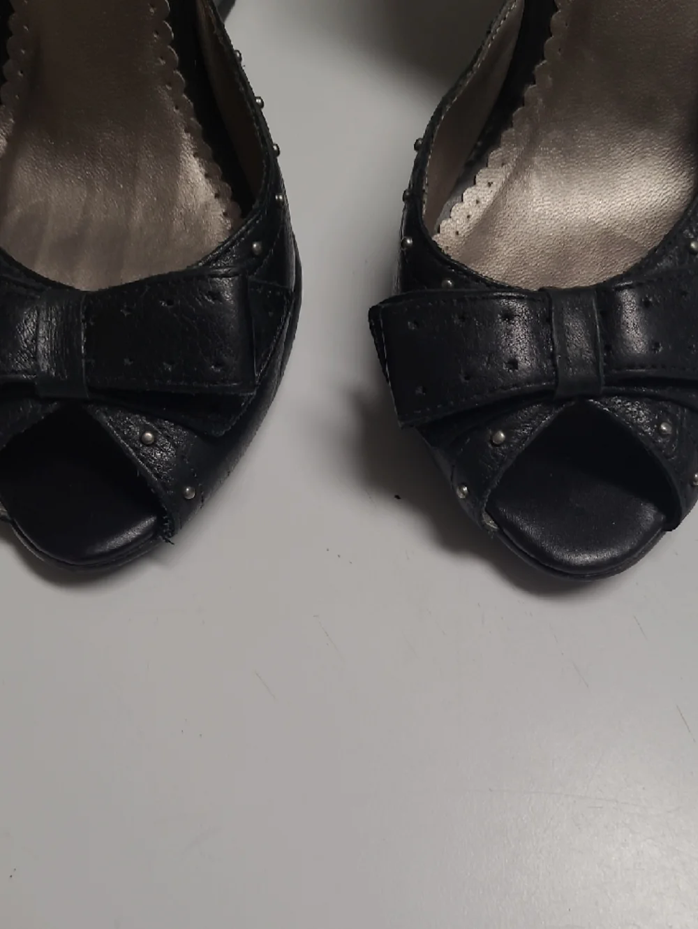 BCBG Paris Vintage Leather Black Peep-Toe Bow Wedge Heels - Size 37.5-EU&7.5-US